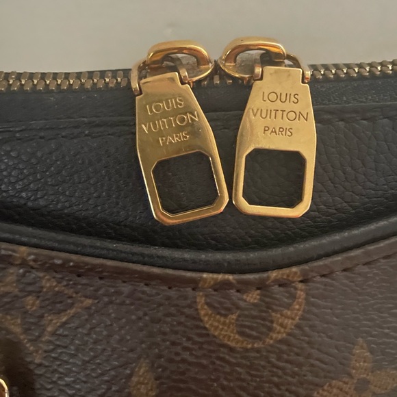 Louis Vuitton Monogram Pallas BB crossbody bag - Picture 9 of 16